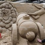 Zirkus aus Sand in Travemünde: Manege frei – Sandskulpturen feiern den Zirkus