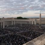 Katholische Kirche: Kardinäle suchen weiter nach neuem Papst