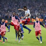 2. Fußball-Bundesliga: Endlich wieder Bundesliga! HSV im Partyrausch nach oben