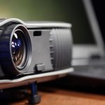 Angebote im Mai: Full HD Mini-Beamer für 98 statt 199 Euro: Die Top-Deals am Freitag
