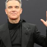 Premiere bei Club-WM: Robbie Williams singt neue FIFA-Hymne