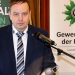 Attacke auf Polizisten: Polizeigewerkschaft verurteilt Attacke auf Polizisten