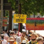Christopher Street Day: Christopher Street Day: Tausende tanzen durch Jena