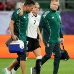 EM-Auftakt in St. Gallen: „Bitter erkaufter Sieg“: Gwinn-Verletzung überschattet 2:0
