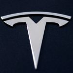 Weniger Verkäufe: Tesla verbucht erneut Gewinnrückgang
