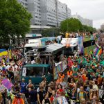 Christopher Street Day: „Hallo, Zirkus!“ – Berliner CSD gestartet