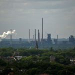 Hochhaus gesprengt: Dritter Weißer Riese in Duisburger Problemviertel abgerissen