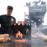 In Ferropolis wird angefeuert: 28 Teams grillen um die Deutsche Meisterschaft