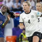 Rote Karte bei EM-Sieg: „Keine Absicht“? DFB-Sportdirektorin sieht Hendrichs Haareziehen als Unfall
