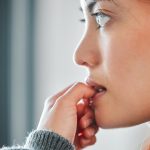 Expertentipps: Fingernägel kauen: Wie Sie die lästige Angewohnheit endlich ablegen können