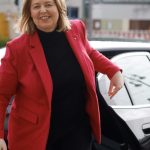 Arbeitsministerin: Forderung nach längerer Lebensarbeitszeit ist „Scheindebatte“