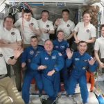 Begrüßung im ALL: Vier Raumfahrer auf der ISS eingetroffen
