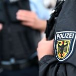 Verfassungswidrige Parolen: Mann soll Hitlergruß am Hamburger Hauptbahnhof gezeigt haben