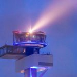 Luftverkehr: Vier Flieger nach Drohnenmeldung in Frankfurt umgeleitet