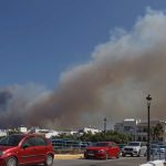 Strände geräumt: Tausende wegen Waldbrand nahe Tarifa evakuiert