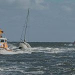 Vor ostfriesischer Insel: Seenotretter bergen Vater und Sohn vor Baltrum aus Notlage