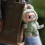 Die viralen Labubu Dolls im Check: Ist das Trend-Accessoire süß oder hässlich?