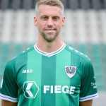 Vorwürfe gegen Fußball-Profi: Münster kündigt Spieler und zeigt ihn an – Profi wehrt sich