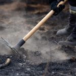 Löscharbeiten: Waldbrand im Nationalpark Eifel: Feuerwehr weiter im Einsatz