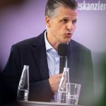 Regierungszentrale: Frei verteidigt Kanzleramts-Ausbau – „Abbruch wäre teurer“
