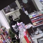 Wuppertal: Kioskbesitzer schließt Bewaffnete ein