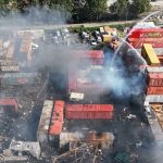 Explosionen im Hafen: Größtes Feuer auf Gelände in Hamburger Hafen gelöscht