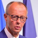 Neues Freiwilligen-Modell: Merz schließt Wehrpflicht auch für Frauen nicht aus