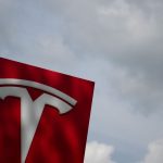 Elektro-Autobauer: Tesla mit neuen abgespeckten Modell-Versionen in den USA